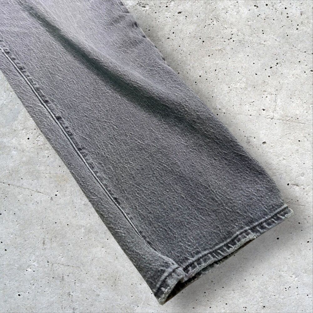 Levi’s 501 Original Fit Women's Jeans Gray Ribcage Straight Button Fly Size 30 - Picture 8 of 13